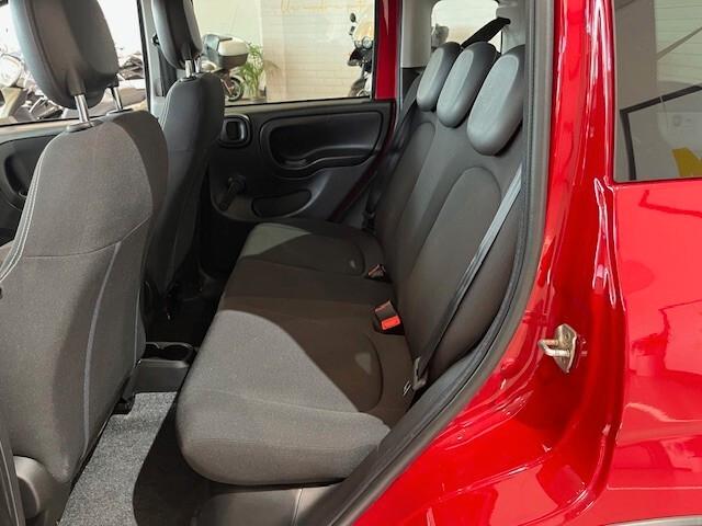 Fiat Panda 1.0 firefly hybrid Cross *19.000 KM*