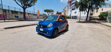 Smart ForTwo 0.9 Turbo 90cv twinamic cabrio Prime AUTOMATICA ALLESTIMENTO BRABUS