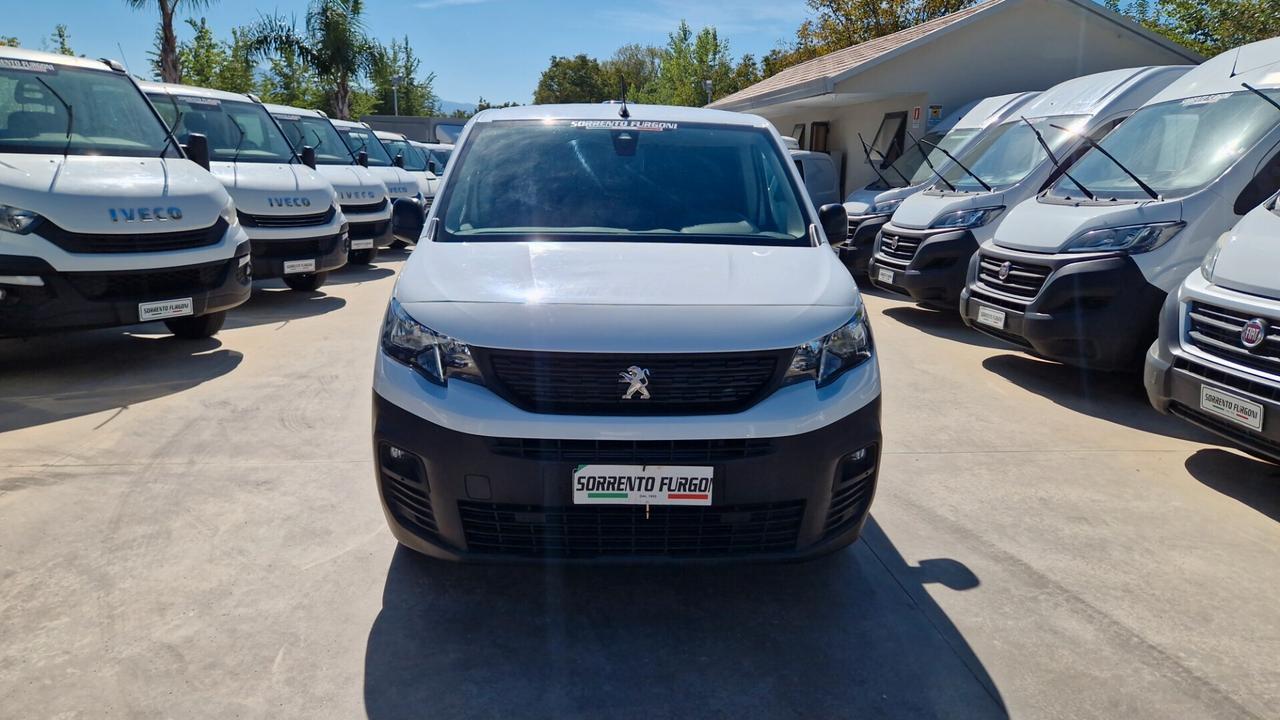 Peugeot PARTNER 1.5 BLUEHDI 100 CV NAVIGATORE