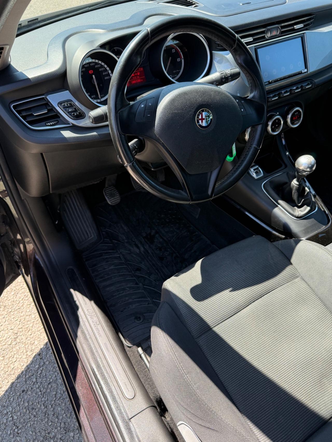 Alfa Romeo Giulietta 1.6 JTDm-2 105 CV Exclusive
