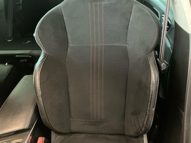 RENAULT Megane Sporter 1.6 E-TECH Plug-in Hybrid RS Line A