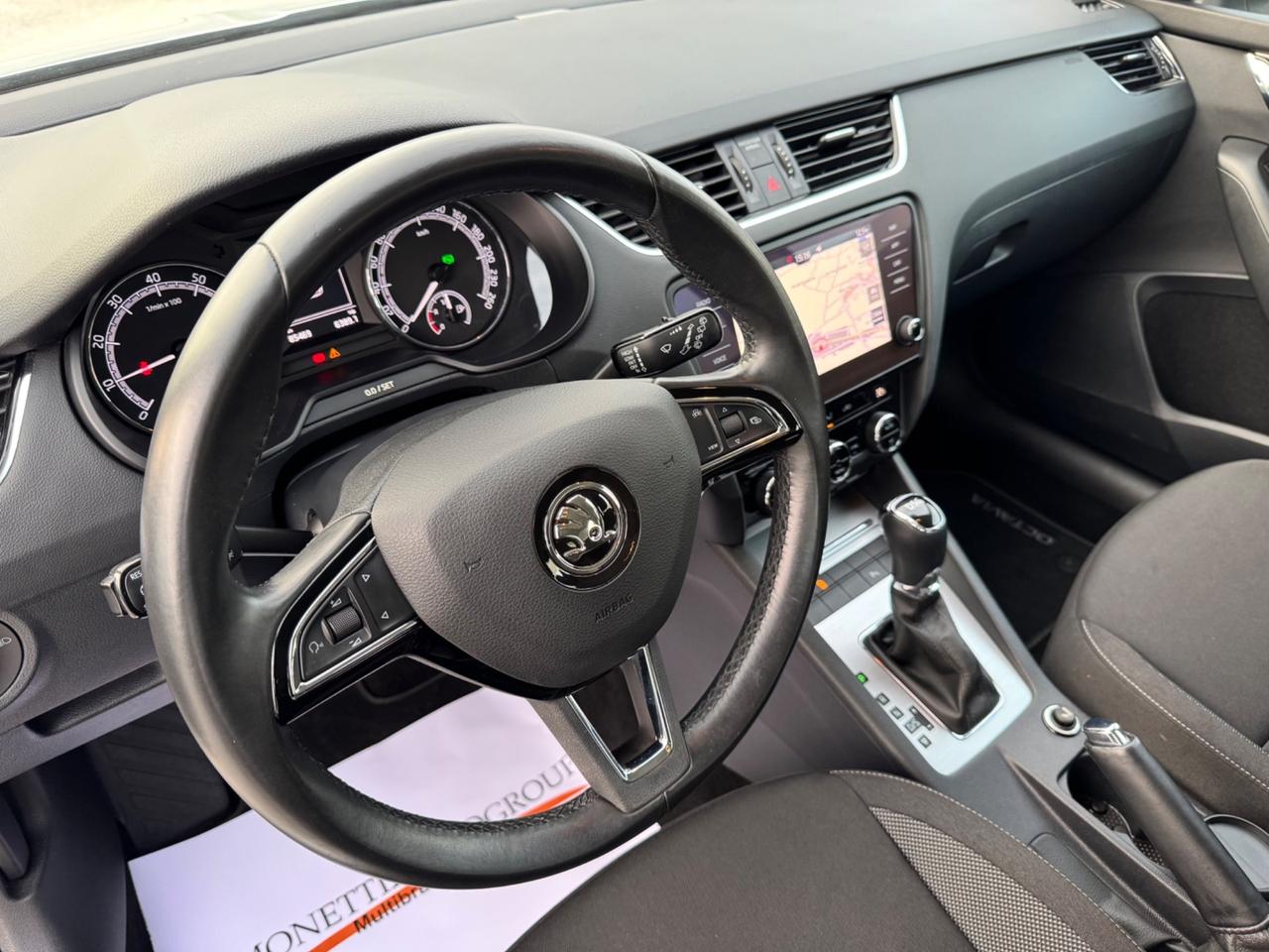 SKODA OCTAVIA 1.5 DSG Style G-Tec Metano - Navi