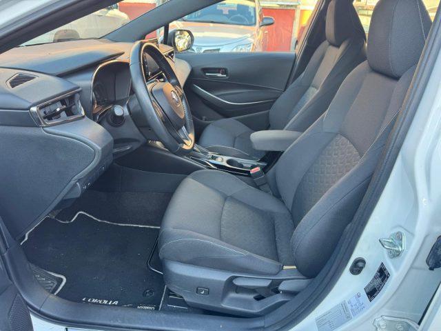 TOYOTA Corolla Touring 1.8 Hybrid Business(AUTOCARRO N1)