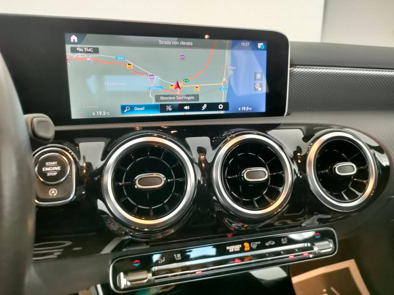 Mercedes-Benz Classe A - W177 2018 - A 180 d Sport auto