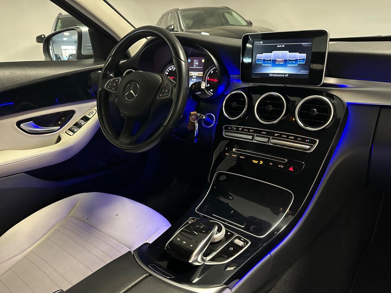 MERCEDES-BENZ C180D SPORT BERLINA 116CV AUTOMATICO