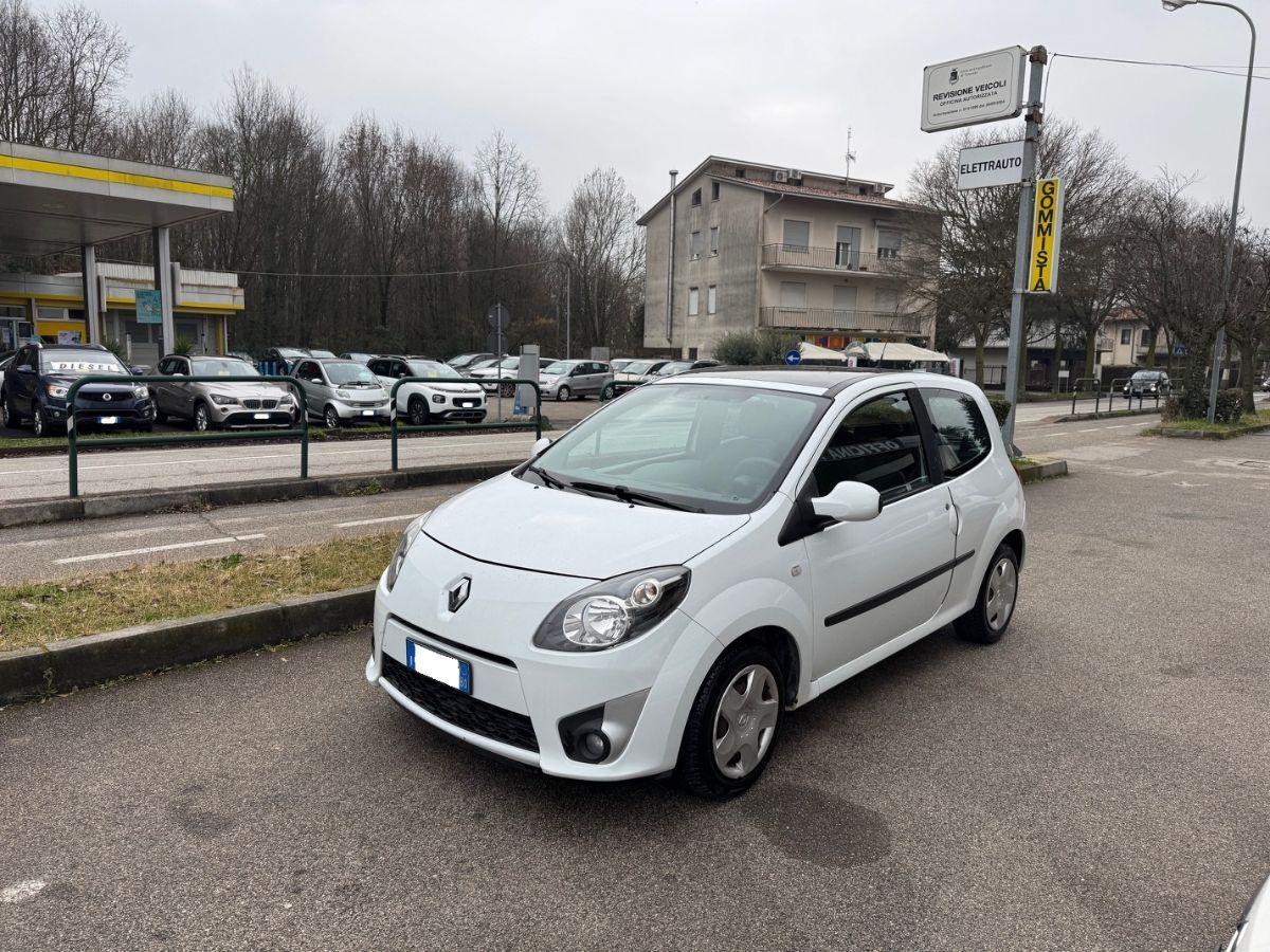 RENAULT - Twingo - 1.2 8V Dynamique NEOPATENTATI