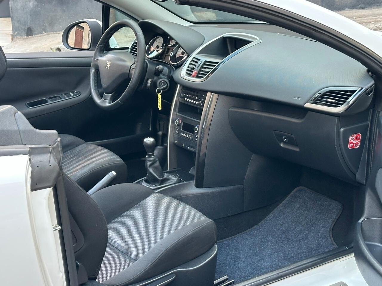 Peugeot 207 1.6 VTi 120CV CC Cabrio Allure