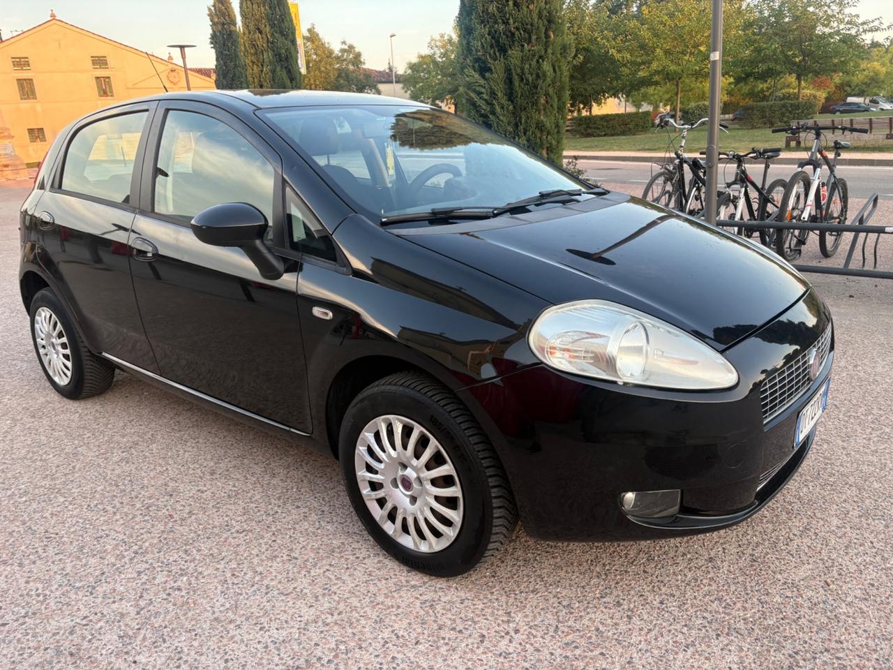 Fiat G. Punto 1.4 benzina & metano ok neo patentati