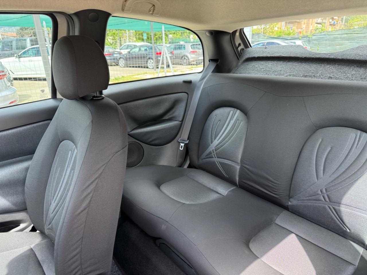 Lancia Ypsilon 1.3 MJT 75 CV Platino Ok neopatent Euro5