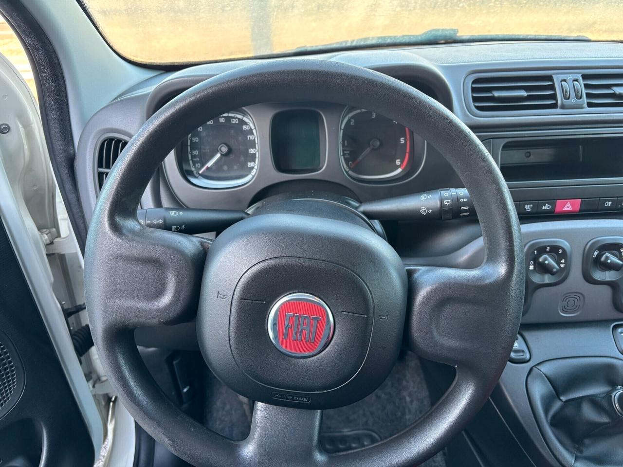 Fiat Panda 1.3 MJT S&S Lounge Neopatentati