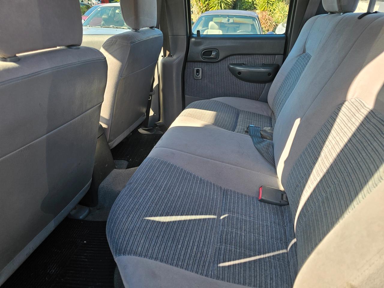 Mazda B 2500 2.5 diesel Stretch-Cab DX Pick-up