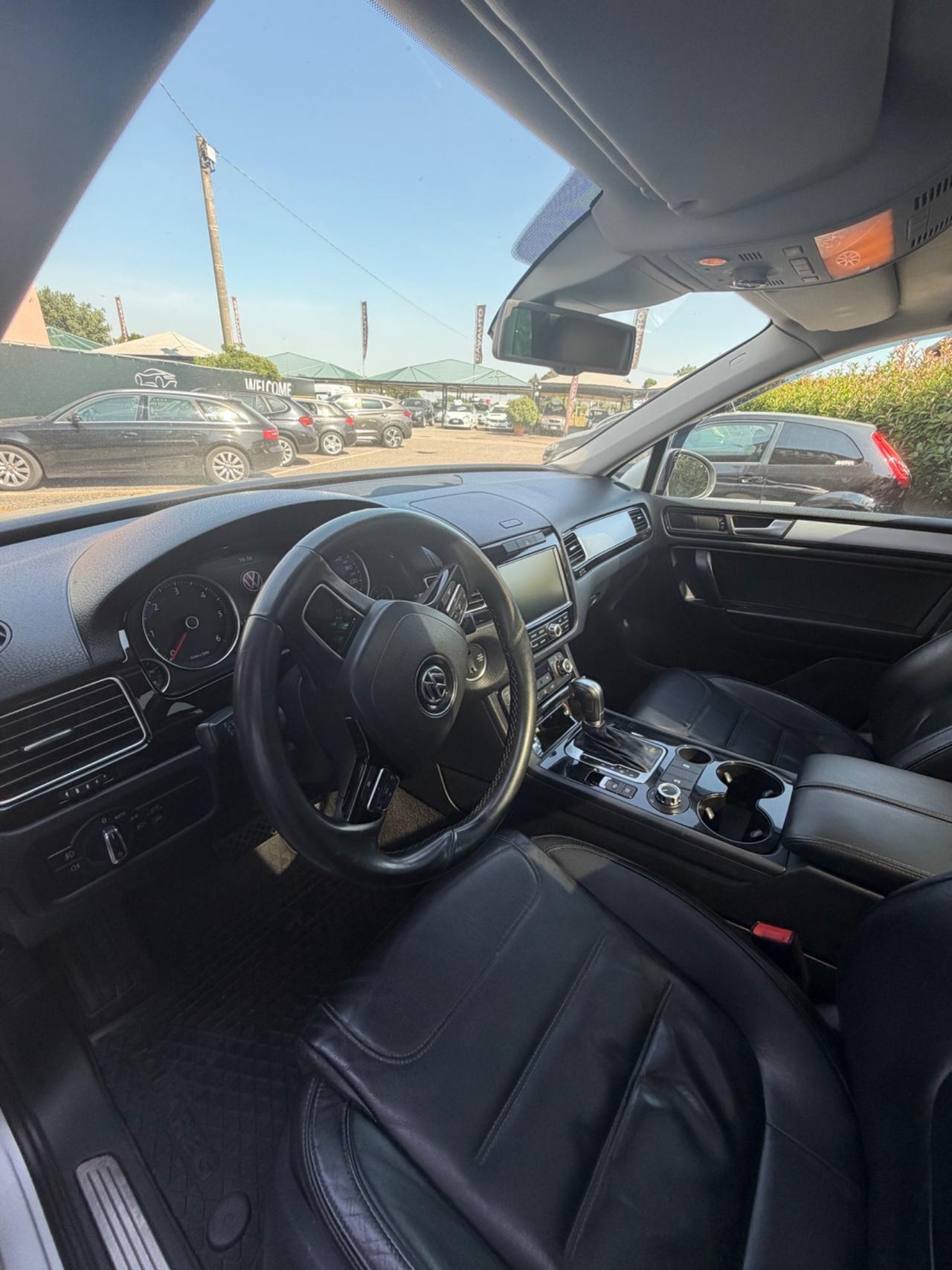 Volkswagen Touareg 3.0 TDI 245 CV tiptronic BlueMotion Techn. Executive