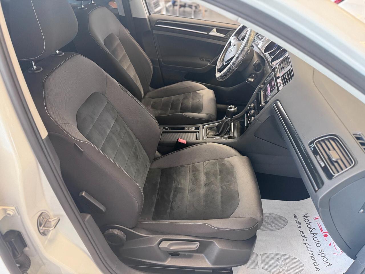 Volkswagen Golf 2.0 TDI 5p. 4MOTION Highline BlueMotion Technology