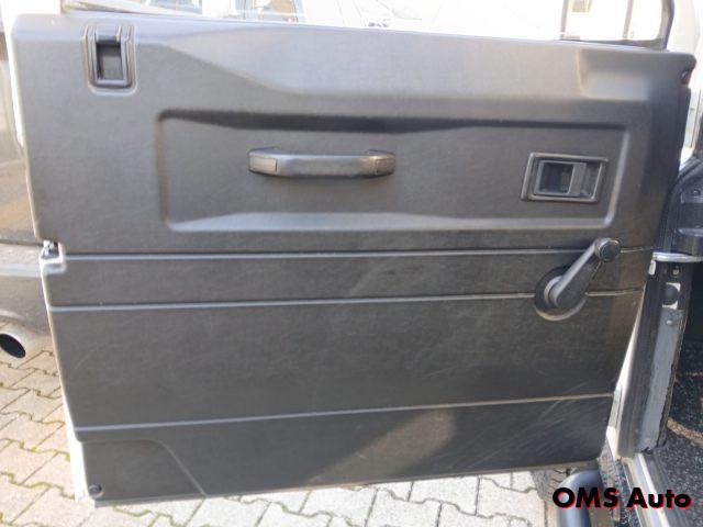 LAND ROVER Defender 90 2.5 Td5 Station Wagon S - N1 Neopatentati