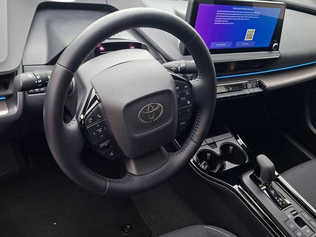 Toyota Prius 2.0 Plug-in Hybrid Lounge E-CVT