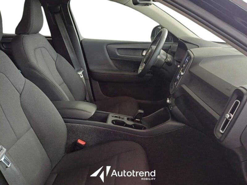 Volvo XC40 T2 129 CV Automatica LED Momentum Core N1 Autocarro