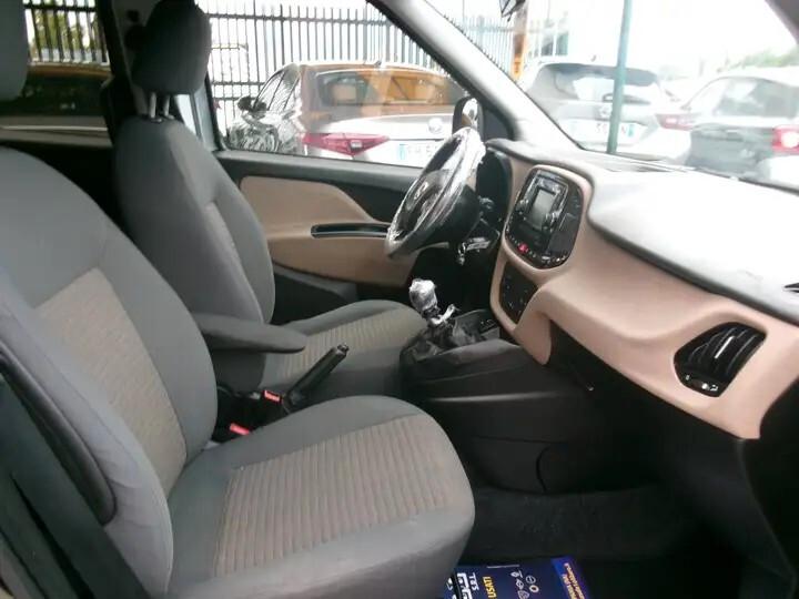 Fiat Doblo 1.6 M-JET EURO 6 LOUNGE 7 POSTI NAVI/PDC FULL OPTIONAL