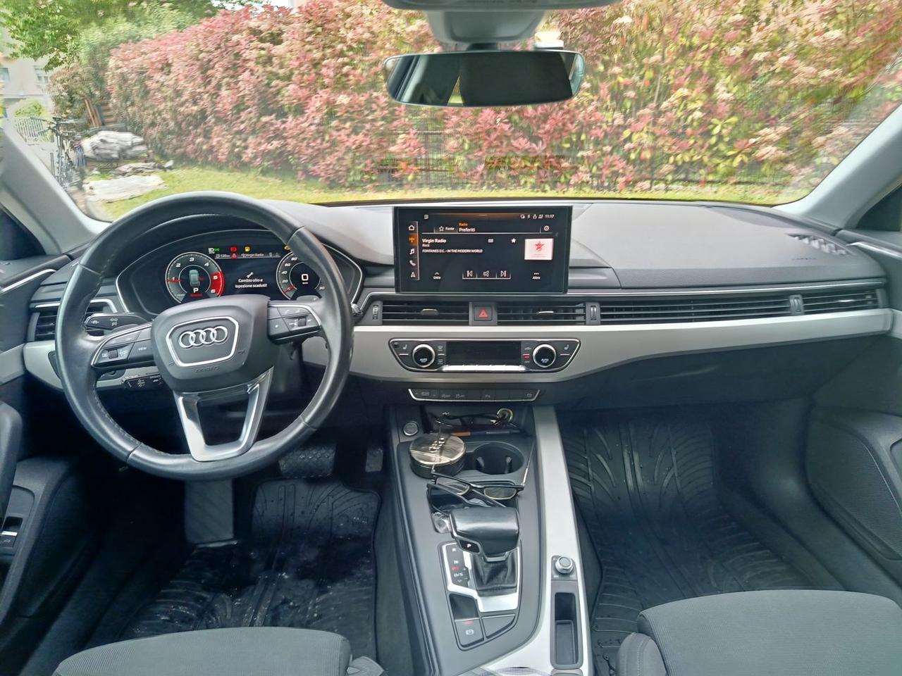 Audi A4 Business Advanced 2.0 35 TDI MHEV #10442