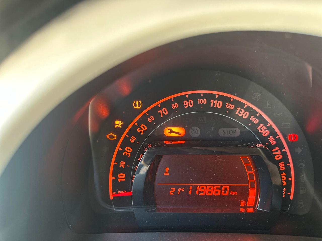 Renault Twingo TCe 90 CV GPL La Parisienne