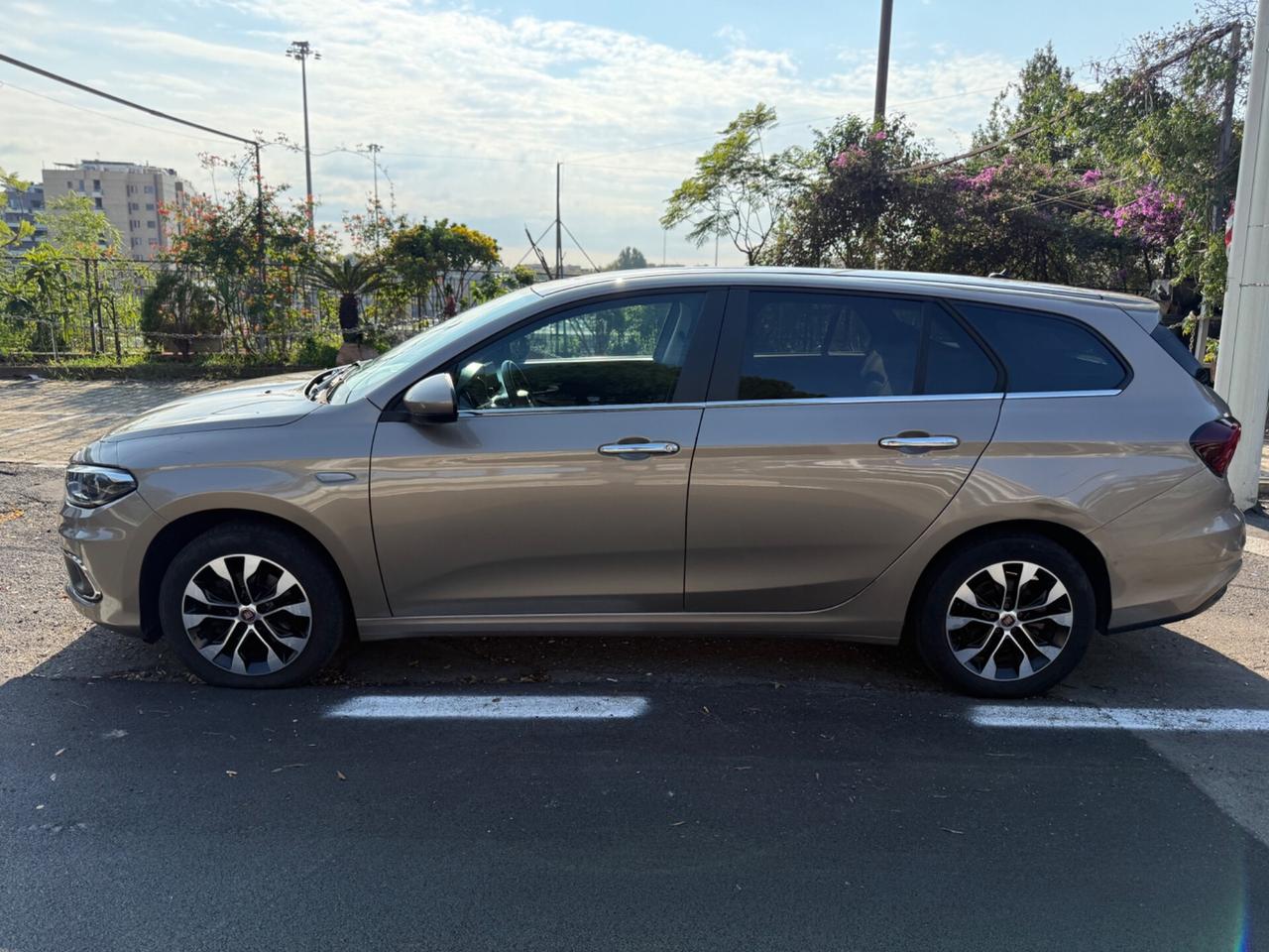 Fiat Tipo 1.6 120cv S&S SW Lounge Diesel