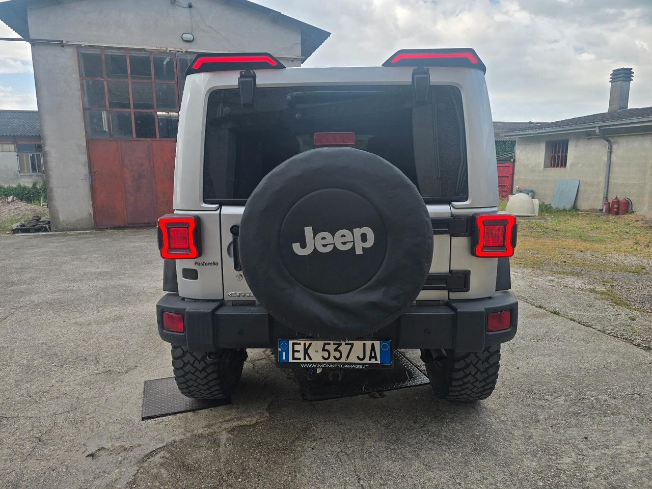 Jeep Wrangler Unlimited 2.8 CRD DPF Sahara Auto