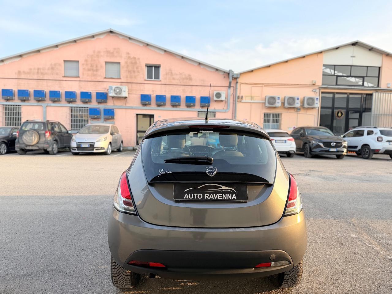 Lancia Ypsilon 0.9 TwinAir 85 CV 5 porte Metano Ecochic Gold