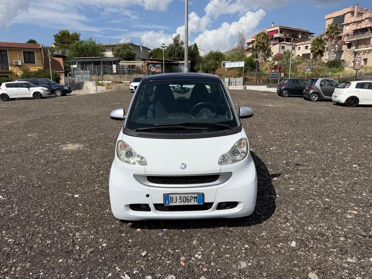 Smart ForTwo 1000 62 kW coupé passion