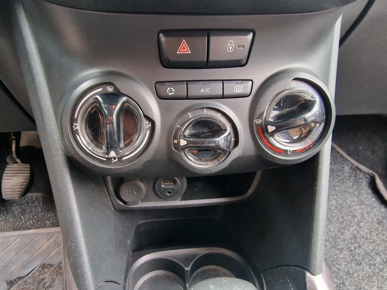 Peugeot 2008 PureTech 82 Allure, 119 mila chilometri