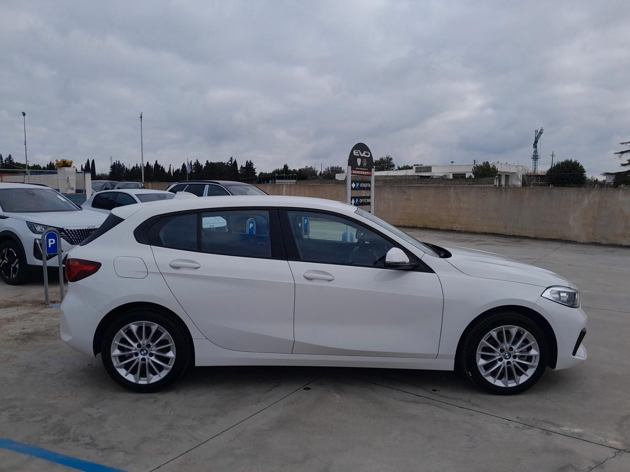 BMW 116 D 5P BUSINESS ADVANTAGE CAMBIO AUTOMATICO