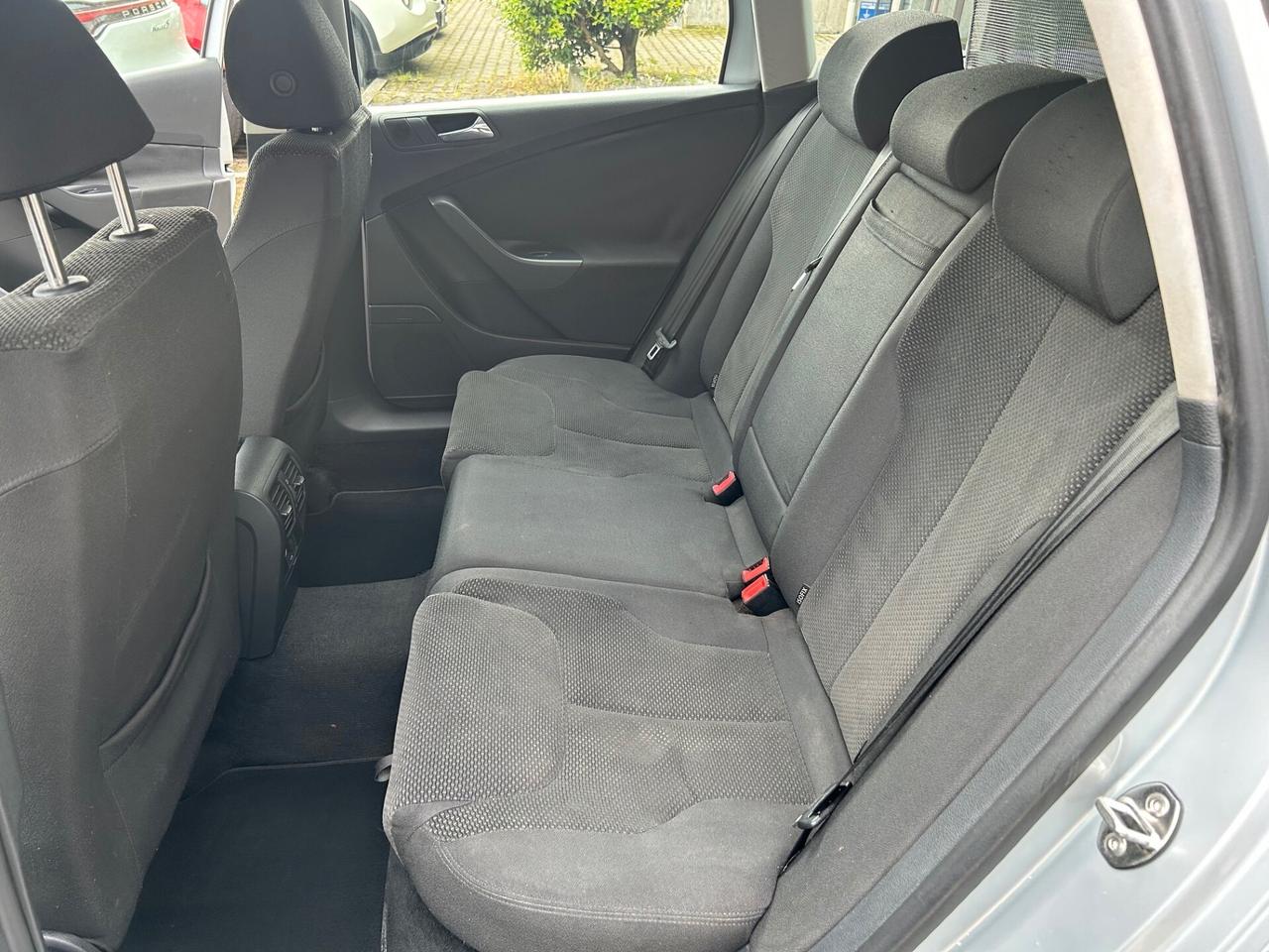 Volkswagen Passat Variant 2.0 tdi Comfortline dpf