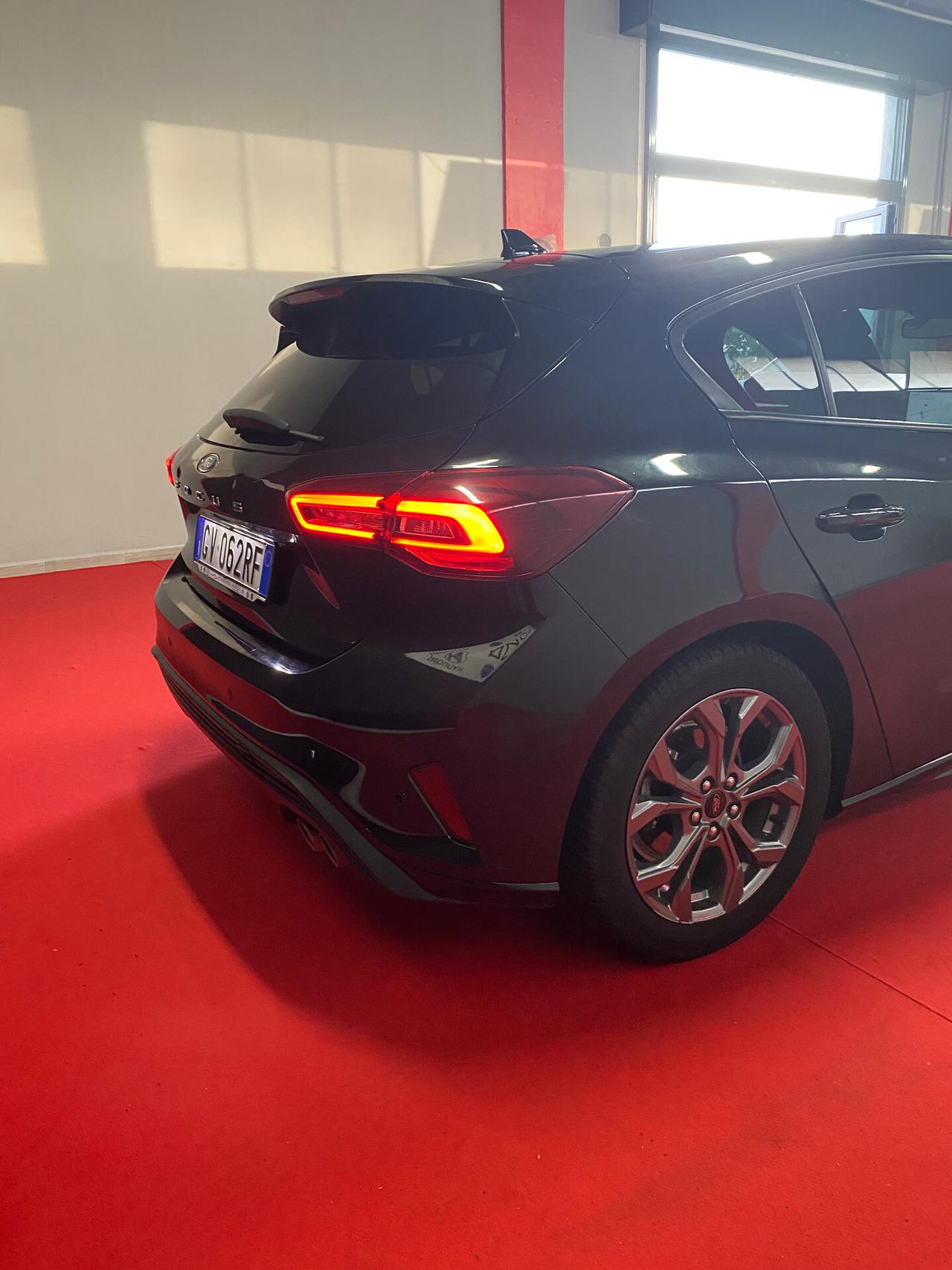 Ford Focus 1.0 EcoBoost Hybrid 155 CV Powershift 5p. ST-Line X