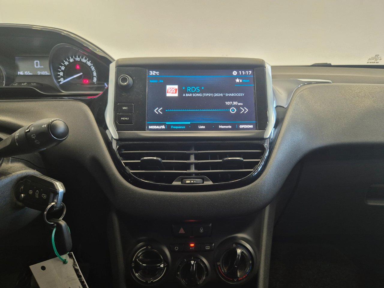 Peugeot 208 5p 1.2 puretech Active gpl 82cv - UNIPROPRIETARIO - NEOPATENTATI - Sens. park. - Cruise/Lim