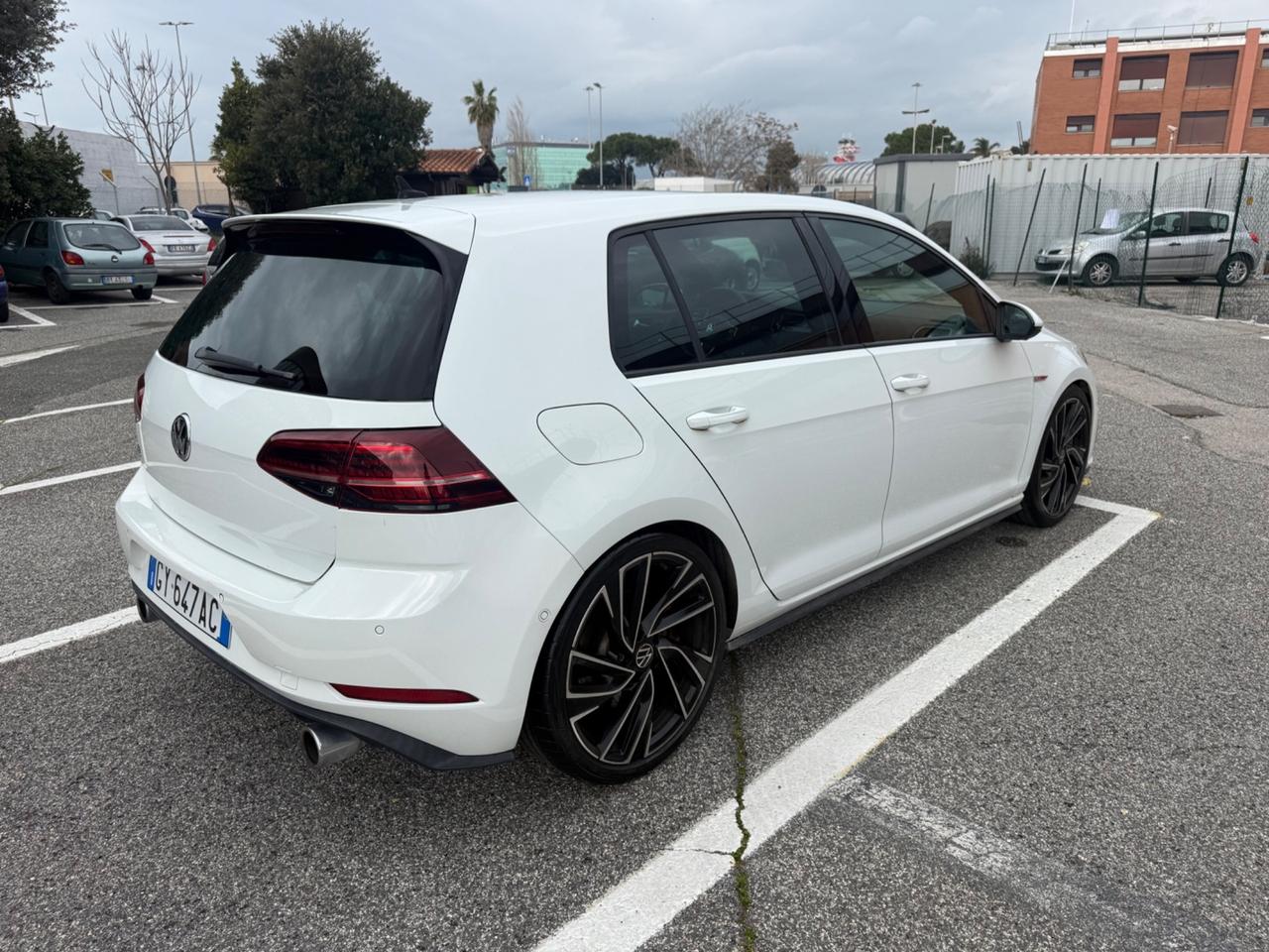 Volkswagen Golf GTI Performance 2.0 245 CV TSI 5p. BMT