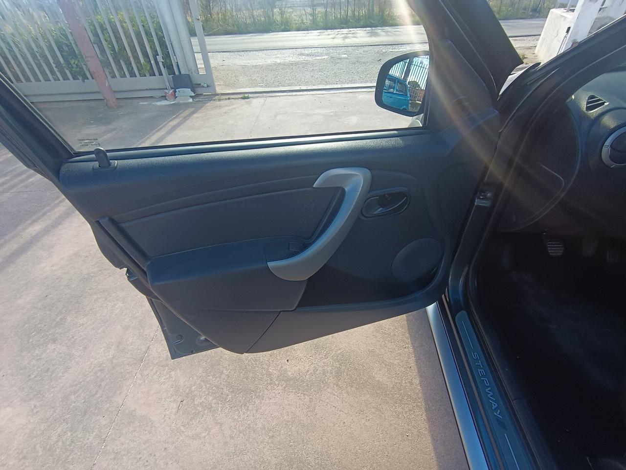 Dacia Sandero Stepway 1.6 8V GPL 85CV
