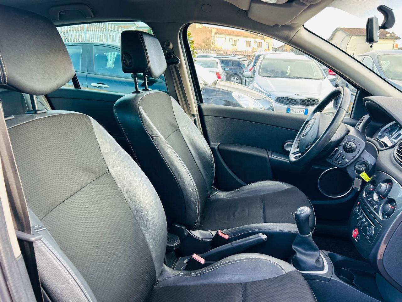 Renault Clio 1.2 16V 5 porte Le Iene