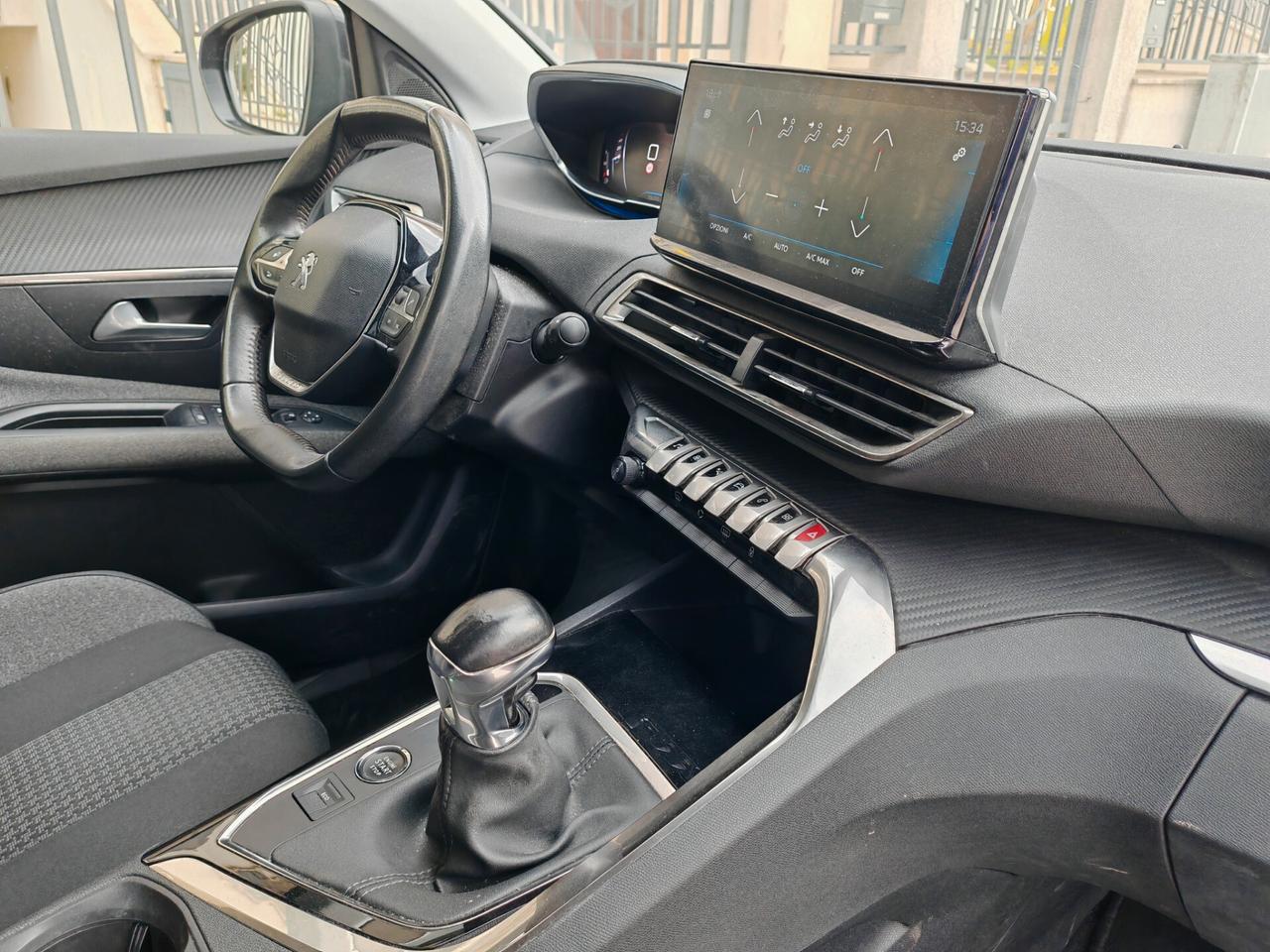 Peugeot 3008 1.5BlueHDi Allure navig cam 2022