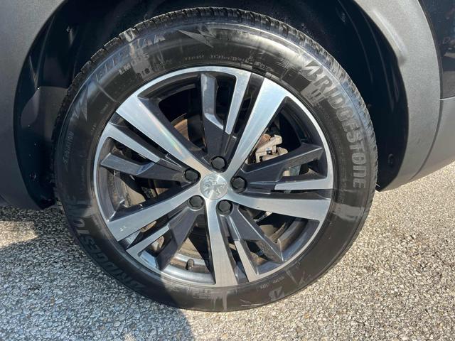 PEUGEOT 3008 BlueHDi 130 S&S EAT8 Allure