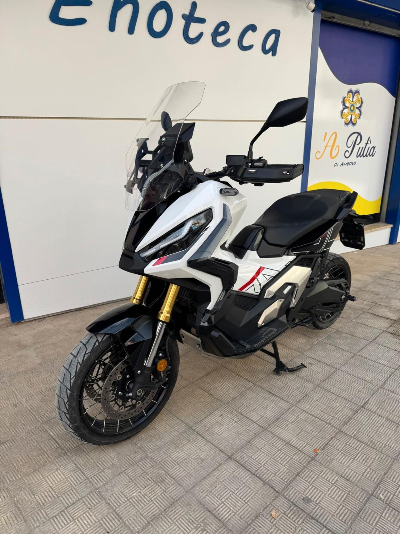Honda X-ADV 750 Special Edition
