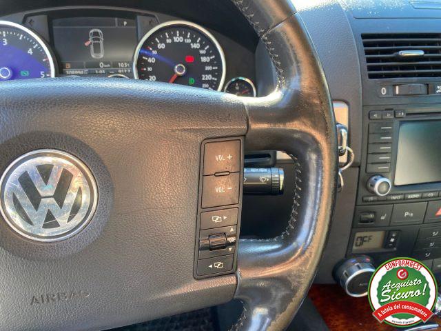 VOLKSWAGEN Touareg 2.5 R5 TDI DPF tiptronic