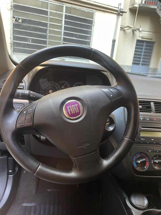 FIAT Grande Punto 1.4 5P. Dynamic AUTOMATICA-IMP. GPL!!!!!