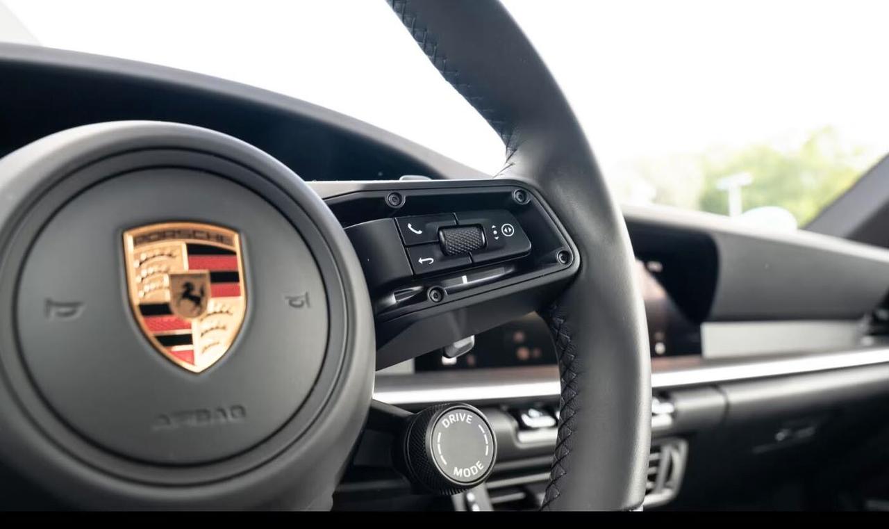 Porsche 911 992 -2 (911) Carrera SportDesign Bose