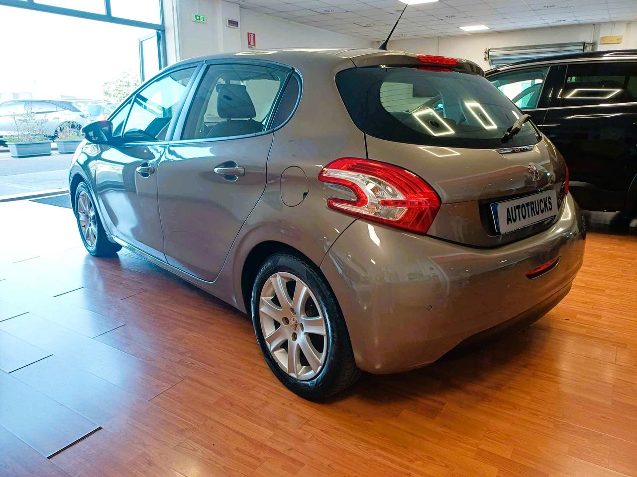 Peugeot 208 1.2 VTi 82 CV 5 porte Active