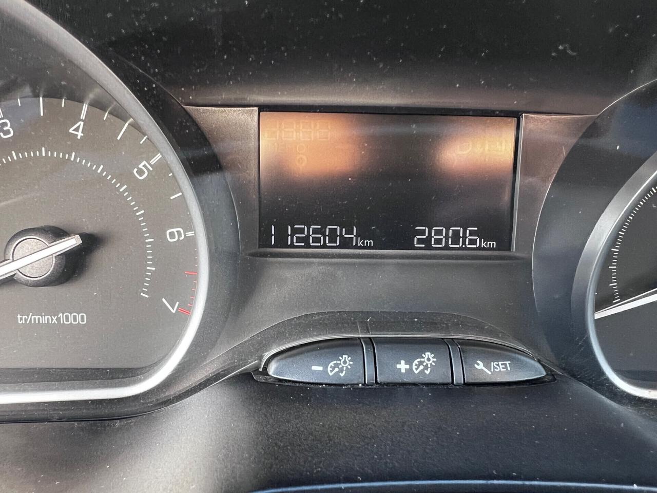 Peugeot 208 PureTech 82 5p. GPL Allure