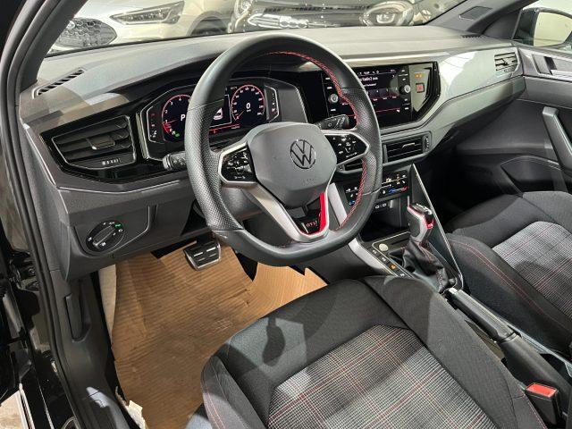 VOLKSWAGEN Polo 2.0 TSI DSG GTI ACC/CAR PLAY/FULL LED/"18 BLACK