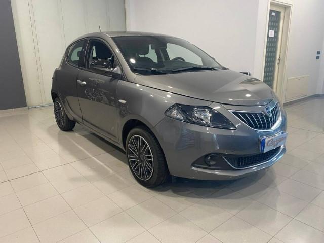 Lancia Ypsilon III 1.0 firefly hybrid Gold s&s 70cv 5p.ti