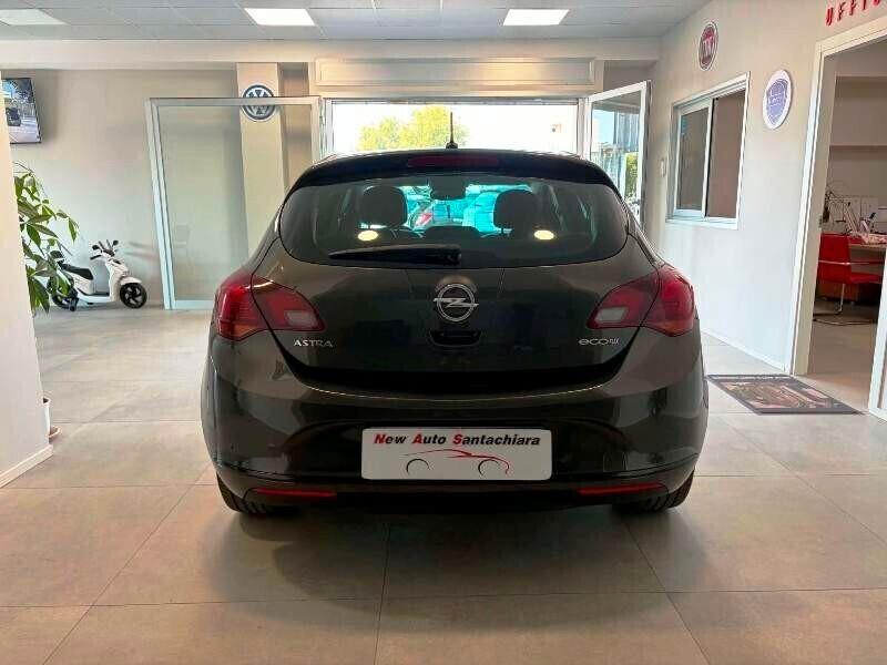 Opel Astra 1.6 CDTi 110 CV S&S Cosmo