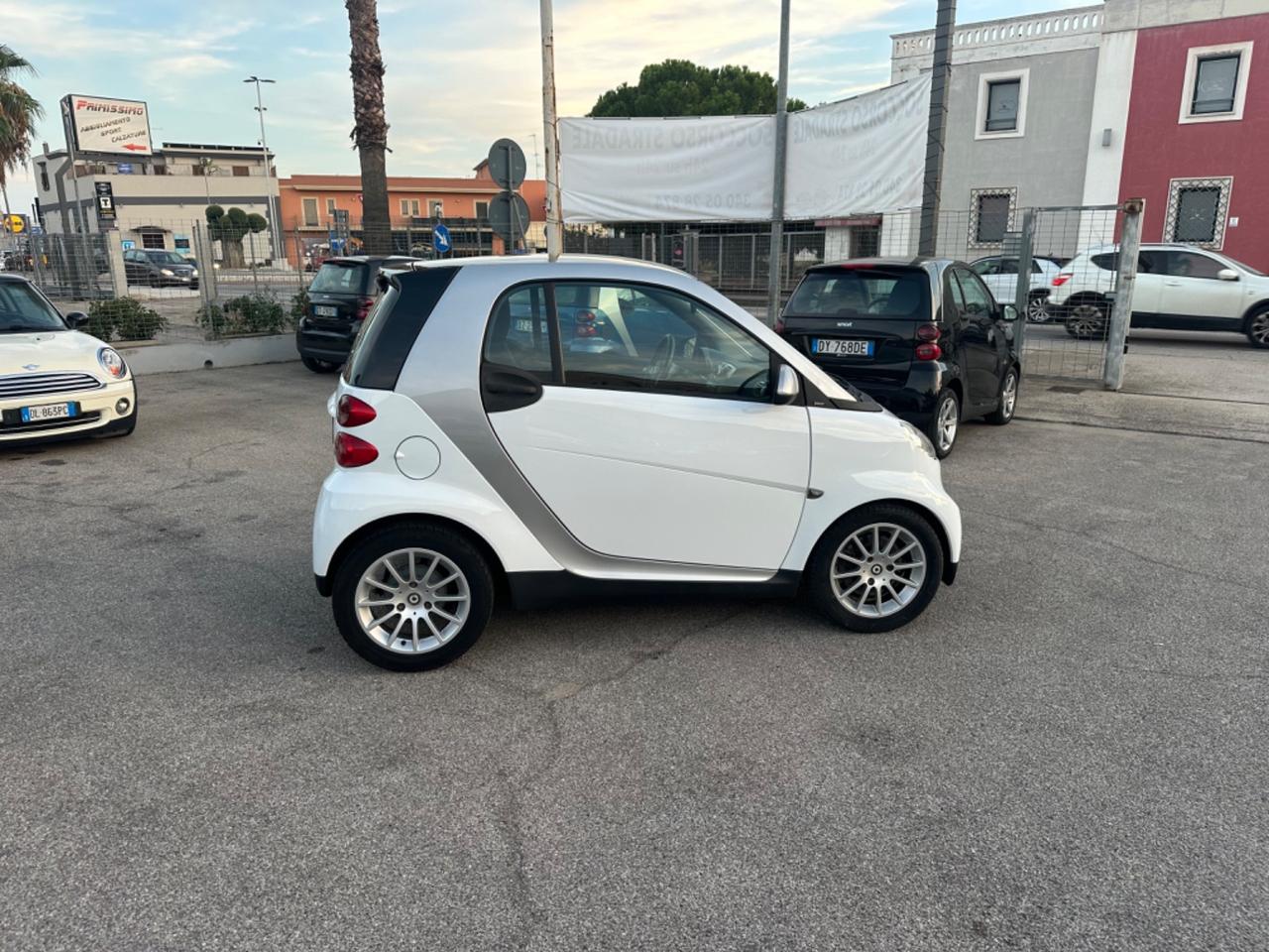 Smart ForTwo 1000 52 kW MHD coupé passion