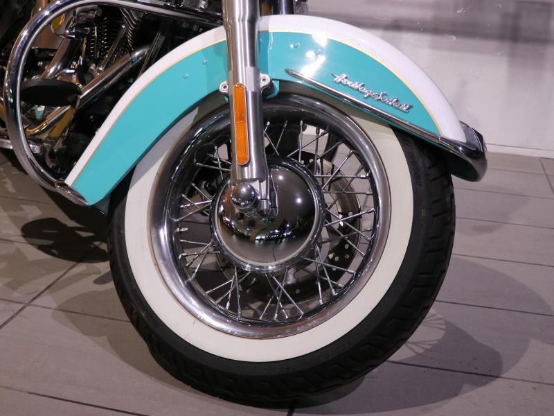 Harley Davidson FLSTC Heritage Softail Classic