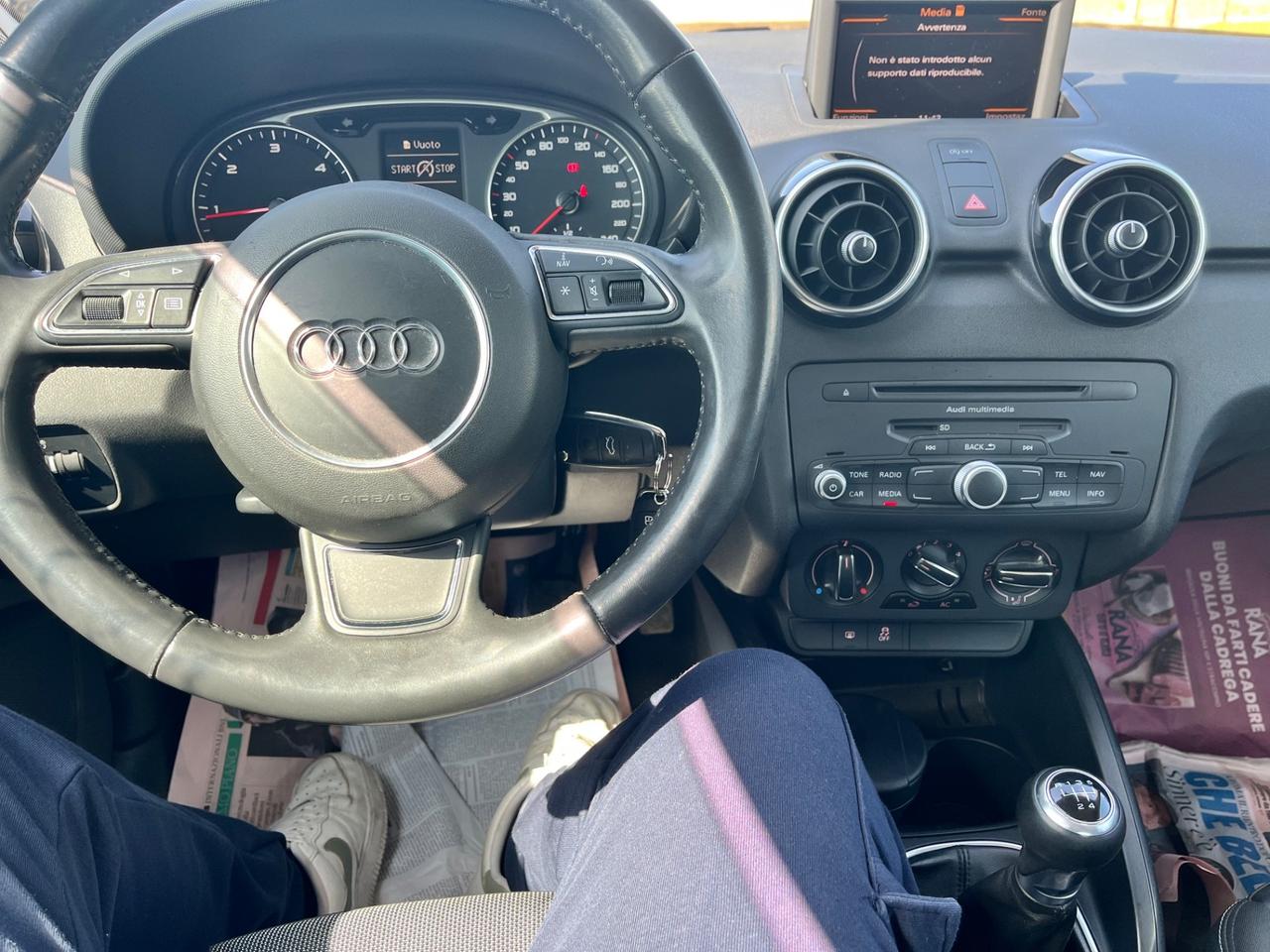 Audi A1 1.6 TDI 105 CV S-Line fari uxeno