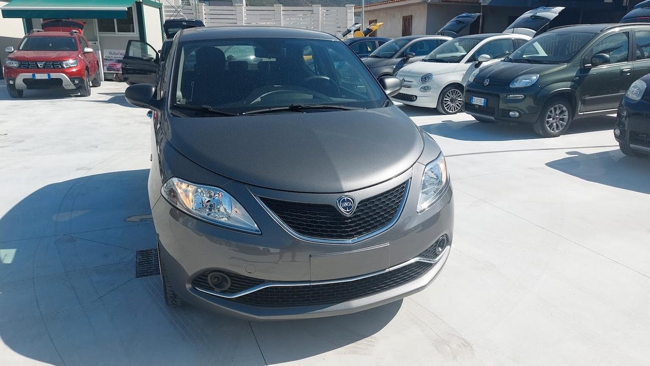 Lancia Ypsilon 1.2 69 CV 5 porte 2017